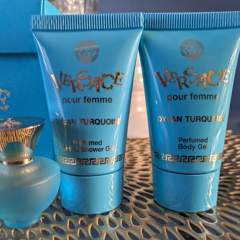 Versace Mini Gift Set - Picture 5 of 6